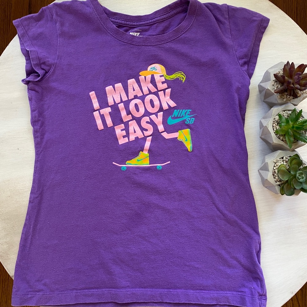 Nike T- Shirt - HOST PICK X 3